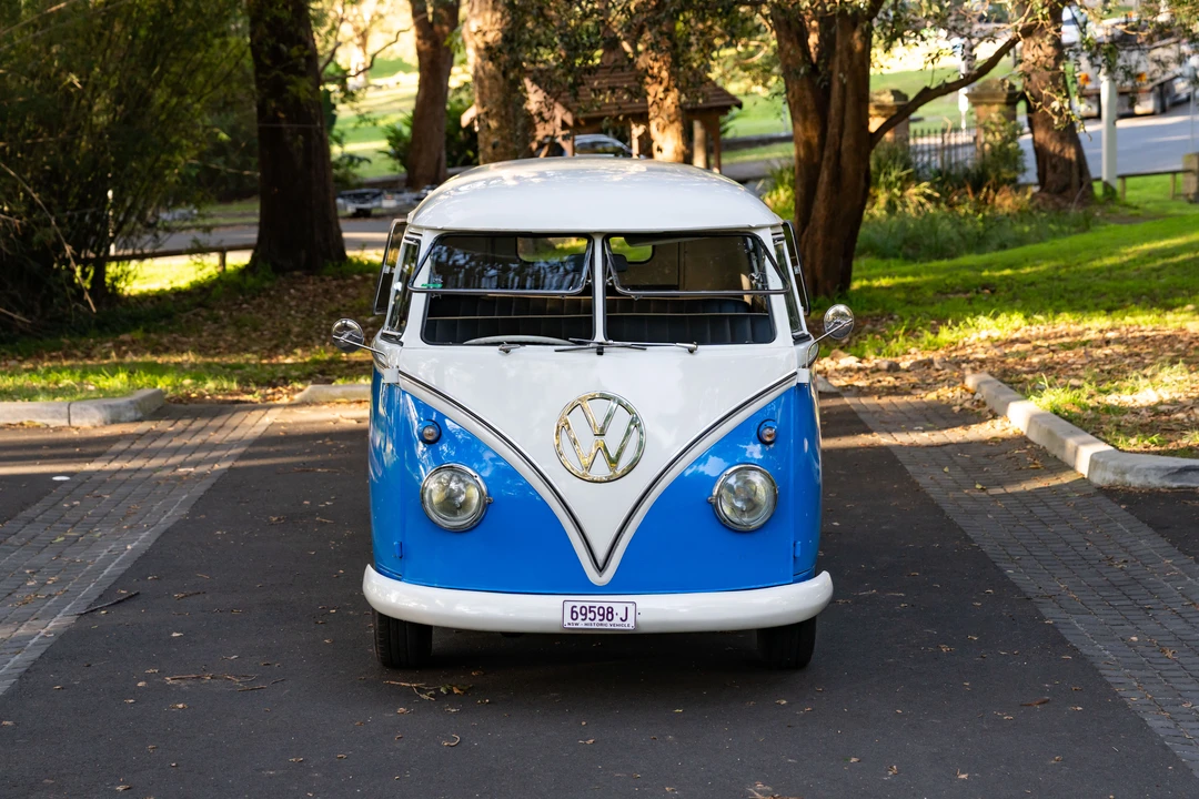 1964 Volkswagen Split-Window Bus - Image 10 of 31