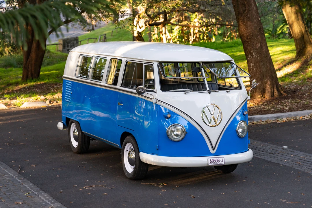 1964 Volkswagen Split-Window Bus - Image 11 of 31