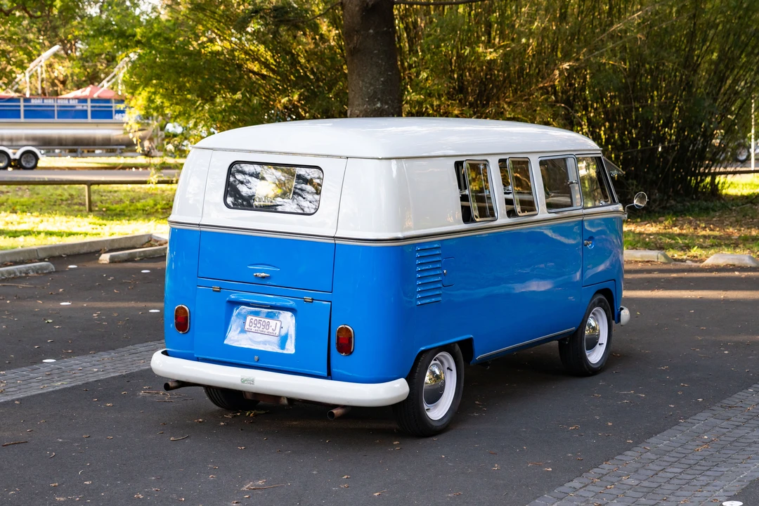 1964 Volkswagen Split-Window Bus - Image 13 of 31