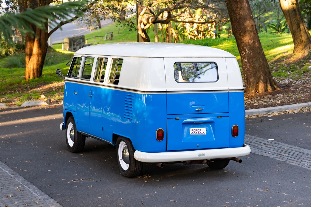 1964 Volkswagen Split-Window Bus - Image 15 of 31