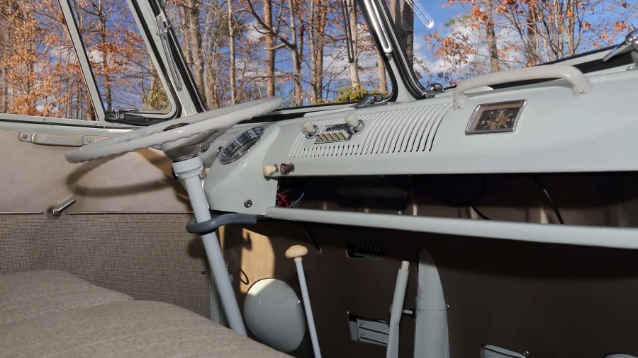 1964 Volkswagen Split-Window Bus - Image 20 of 22