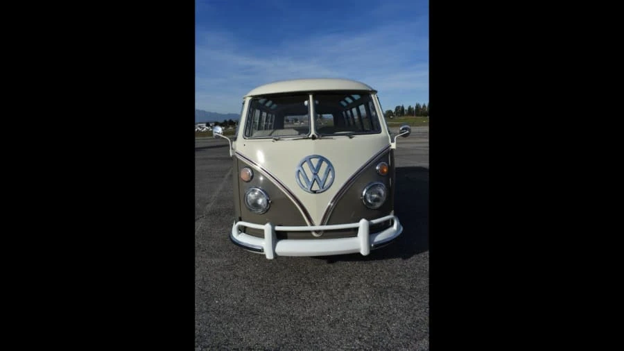 1964 Volkswagen Split-Window Bus - Image 5 of 12