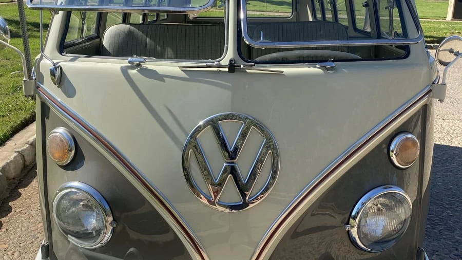 1964 Volkswagen Split-Window Bus - Image 16 of 31
