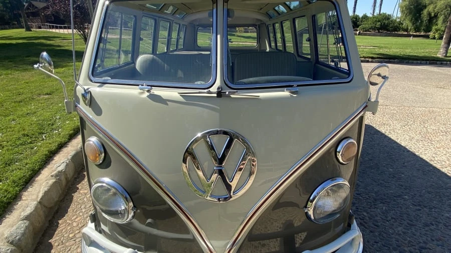 1964 Volkswagen Split-Window Bus - Image 18 of 31