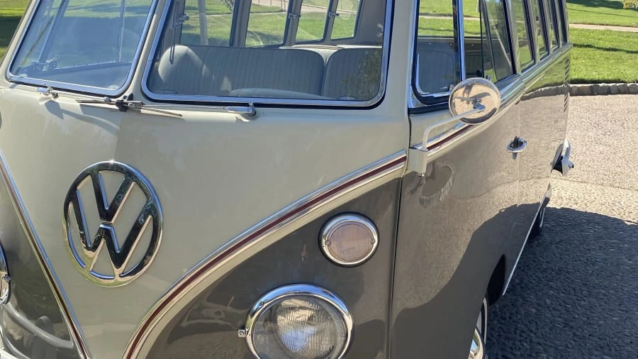 1964 Volkswagen Split-Window Bus - Image 19 of 31