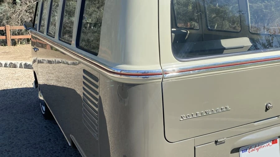 1964 Volkswagen Split-Window Bus - Image 24 of 31