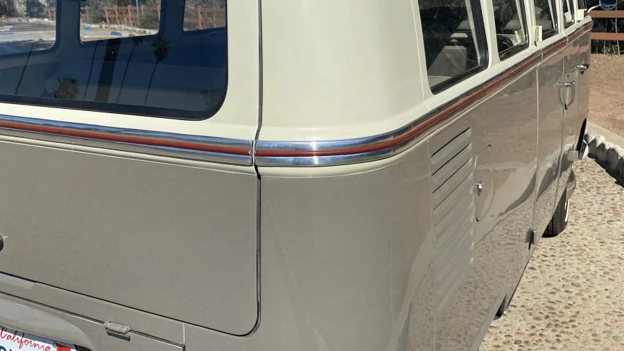 1964 Volkswagen Split-Window Bus - Image 25 of 31