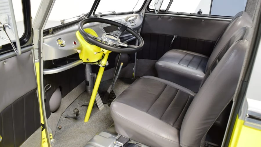 1964 Volkswagen Split-Window Bus - Image 4 of 12
