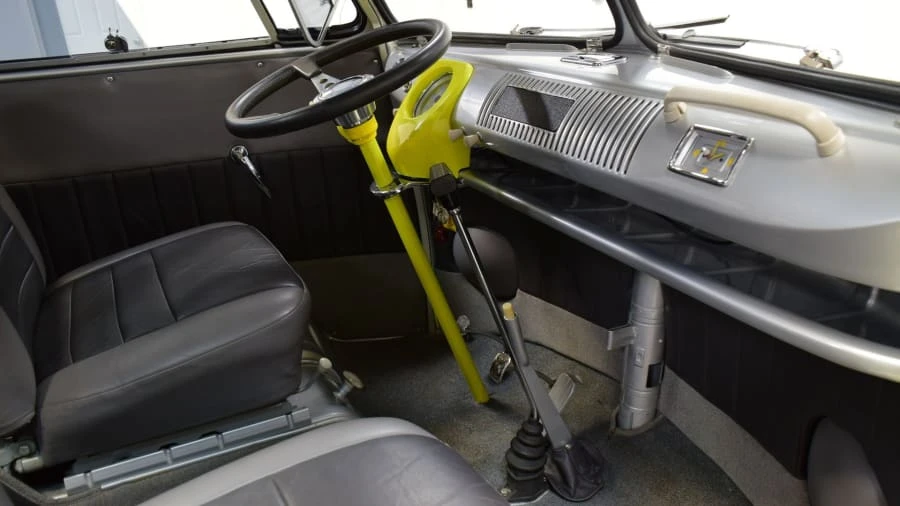 1964 Volkswagen Split-Window Bus - Image 5 of 12