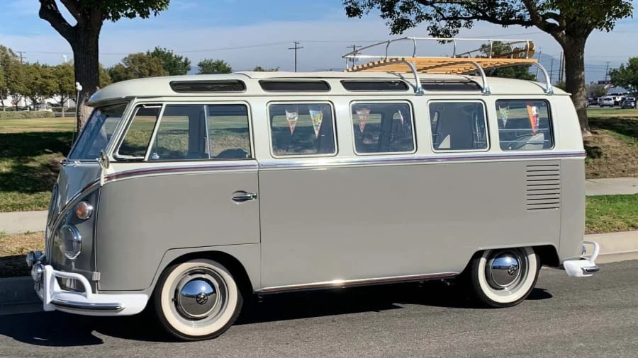 1964 Volkswagen Split-Window Bus - Image 2 of 18