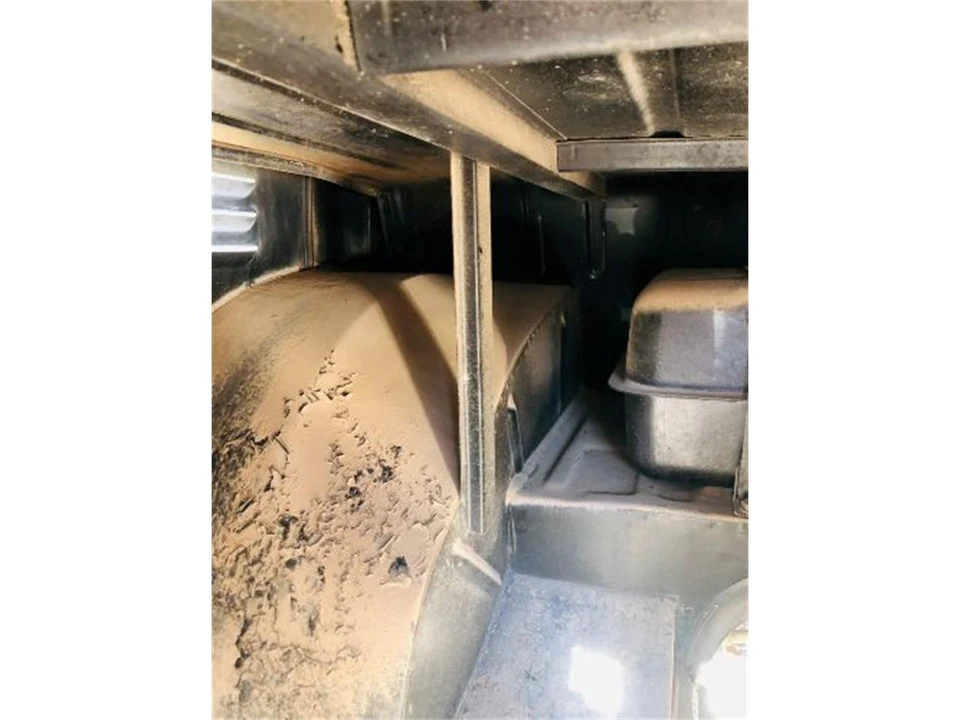 1964 Volkswagen Split-Window Bus - Image 18 of 24