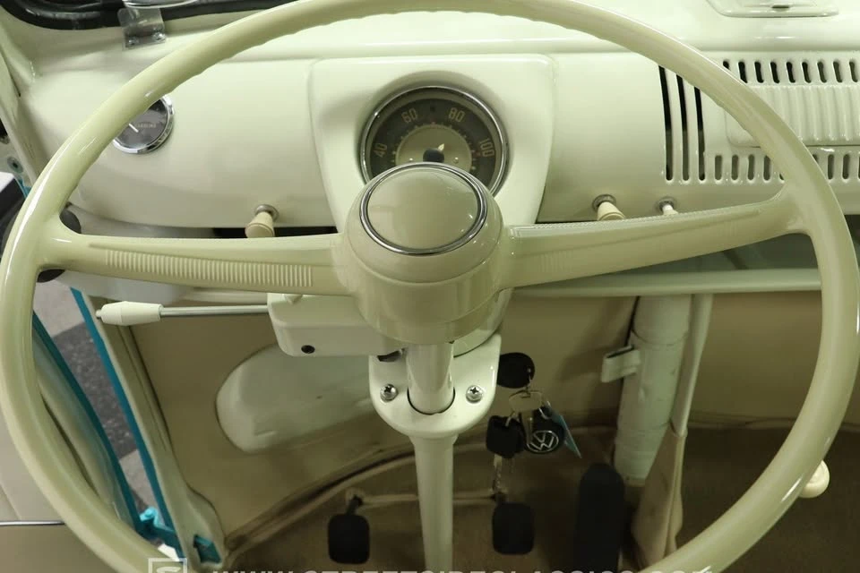 1964 Volkswagen Split-Window Bus - Image 9 of 12