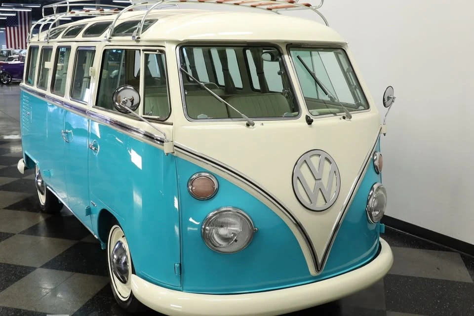 1964 Volkswagen Split-Window Bus - Image 12 of 12