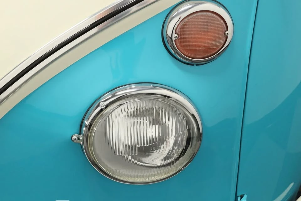 1964 Volkswagen Split-Window Bus - Image 11 of 12