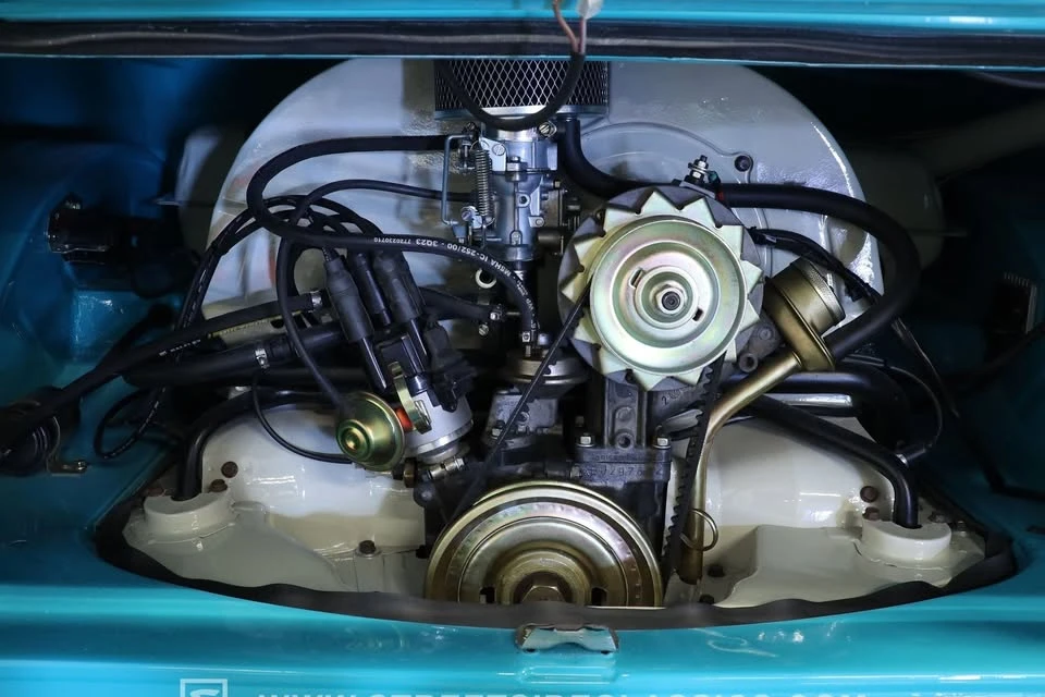 1964 Volkswagen Split-Window Bus - Image 7 of 12
