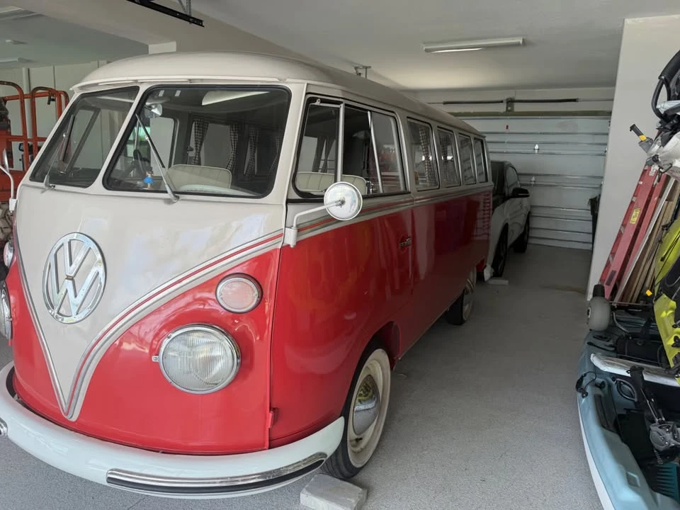 1964 Volkswagen Split-Window Bus - Image 2 of 18