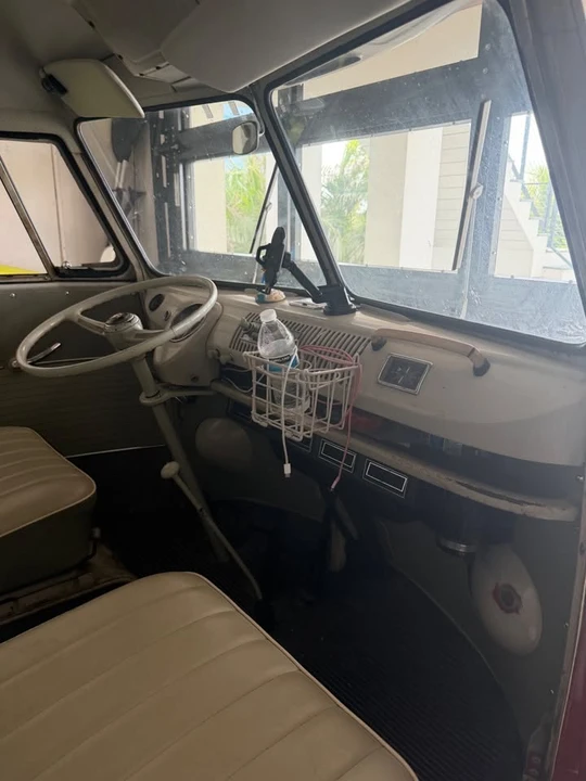 1964 Volkswagen Split-Window Bus - Image 6 of 18