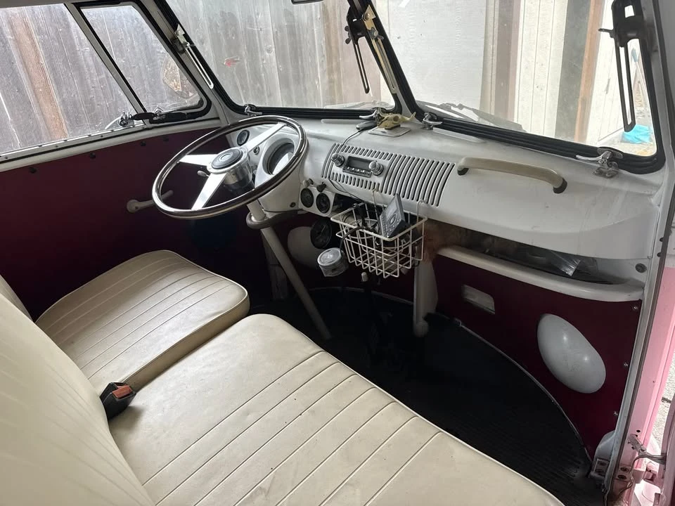 1964 Volkswagen Split-Window Bus - Image 4 of 6