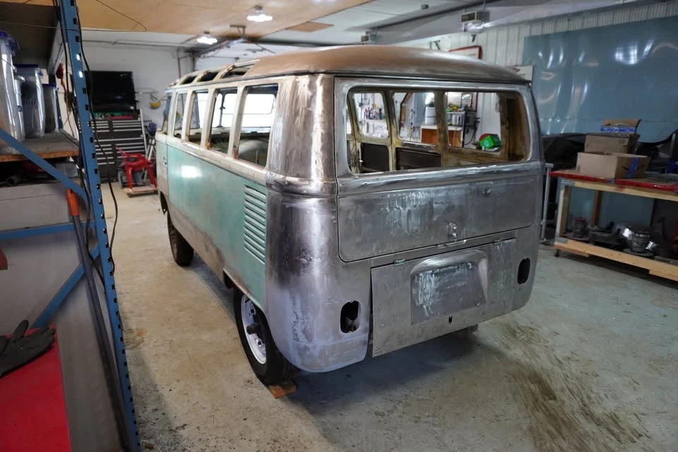 1964 Volkswagen Split-Window Bus - Image 6 of 16