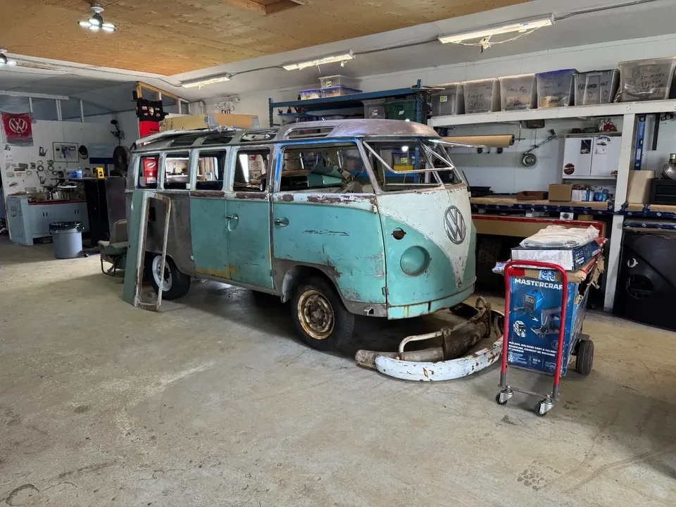1964 Volkswagen Split-Window Bus - Image 14 of 16