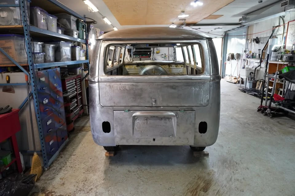 1964 Volkswagen Split-Window Bus - Image 4 of 16