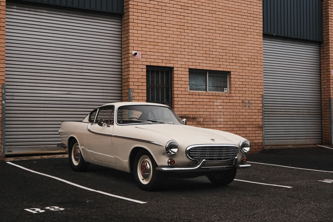 1964 Volvo 1800S - Image 9 of 31