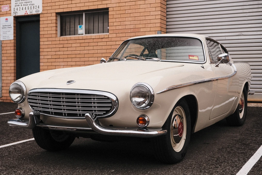 1964 Volvo 1800S - Image 15 of 31