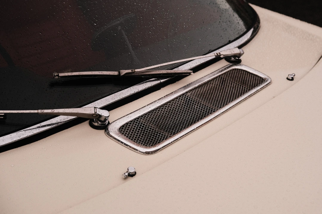 1964 Volvo 1800S - Image 30 of 31