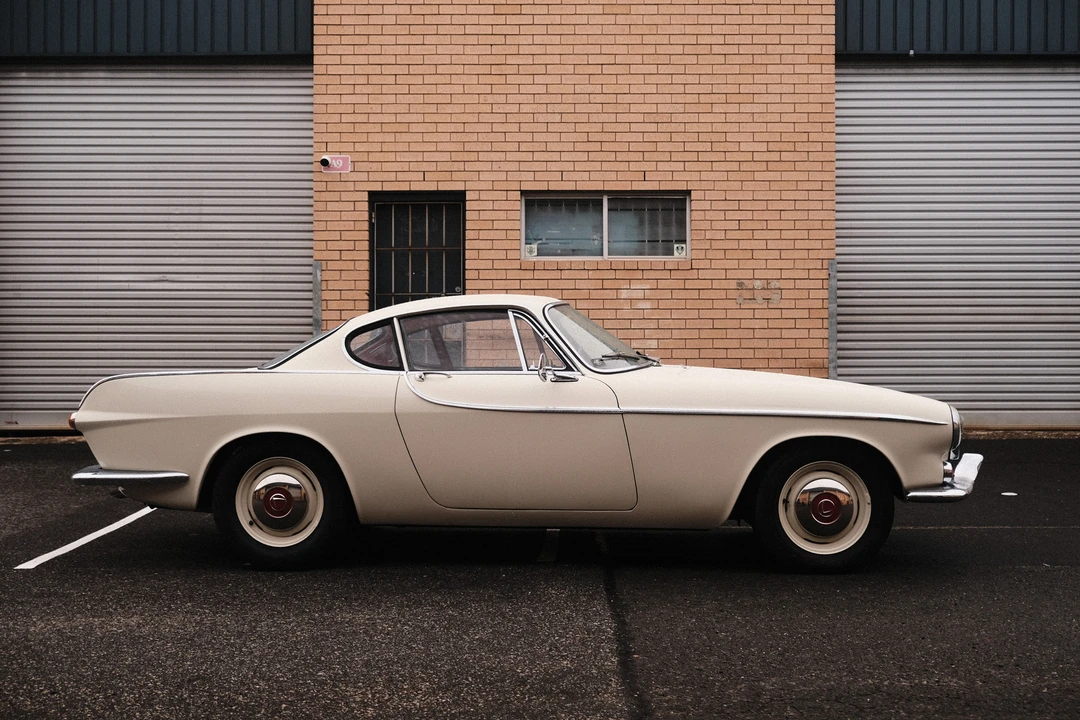1964 Volvo 1800S - Image 8 of 31