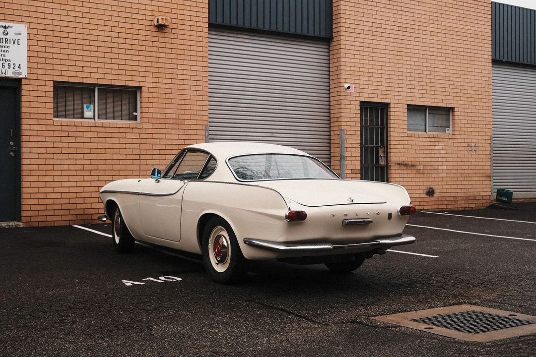 1964 Volvo 1800S - Image 5 of 31