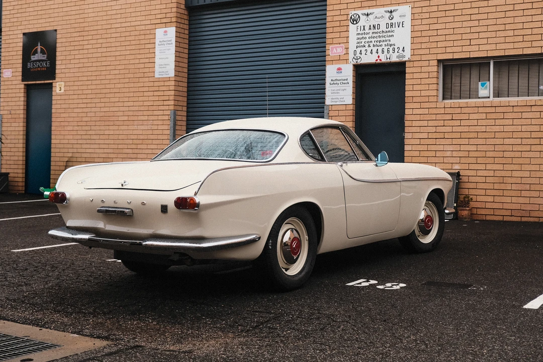 1964 Volvo 1800S - Image 7 of 31