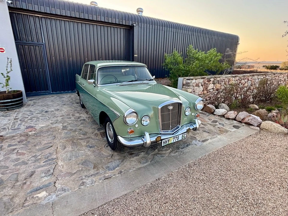 1964 Wolseley - Image 8 of 30
