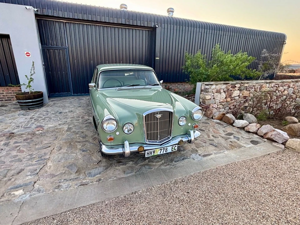 1964 Wolseley - Image 9 of 30