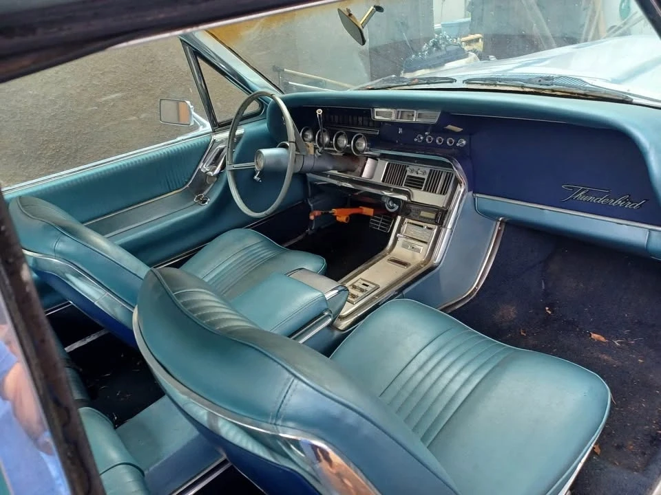 1964 Ford Thunderbird 4th Gen - Image 6 of 9