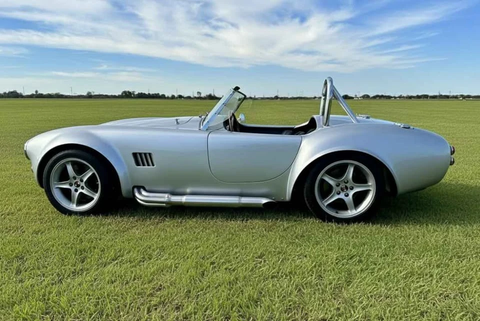 1965 AC - Image 3 of 20
