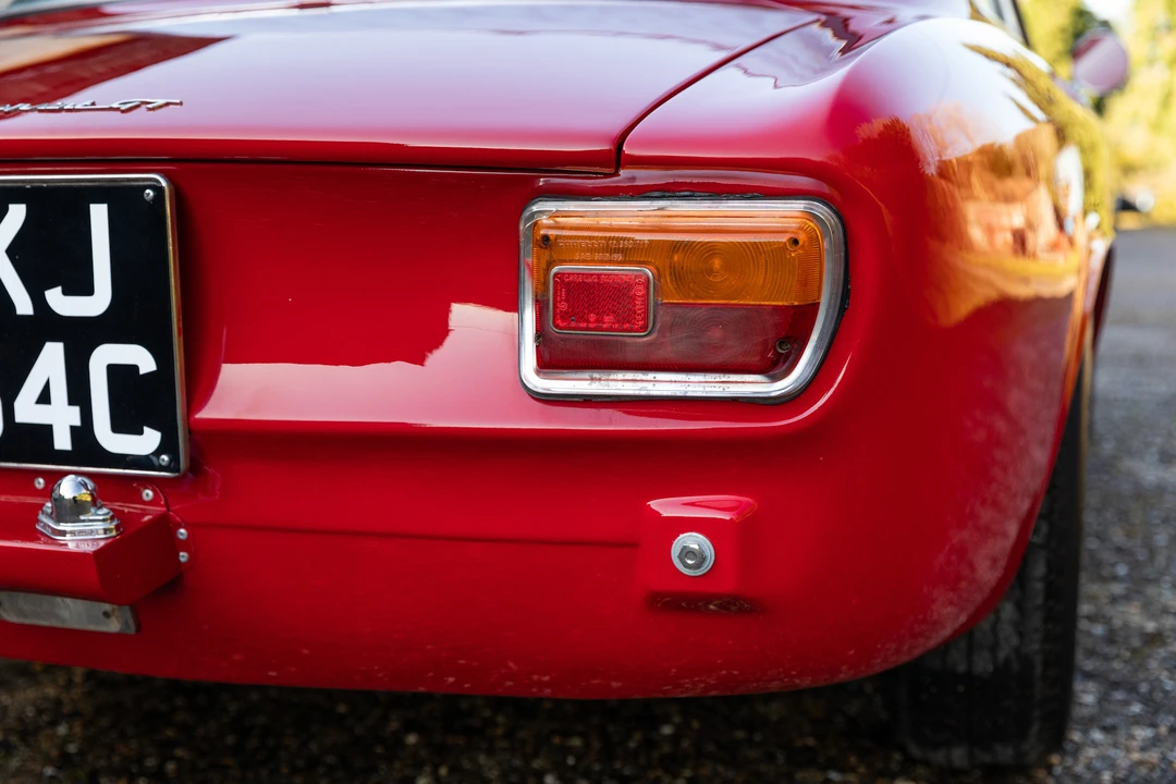 1965 Alfa Romeo Giulia Sprint GT - Image 29 of 31