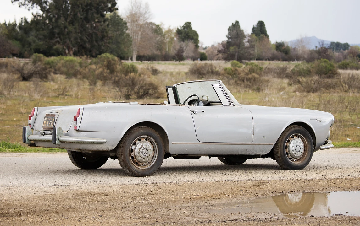 1965 Alfa Romeo 2600 - Image 5 of 31
