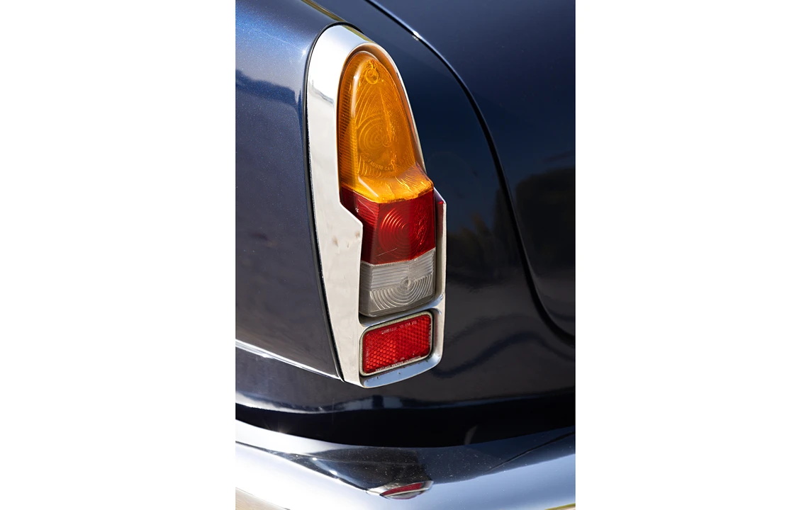 1965 Alfa Romeo 2600 - Image 28 of 31