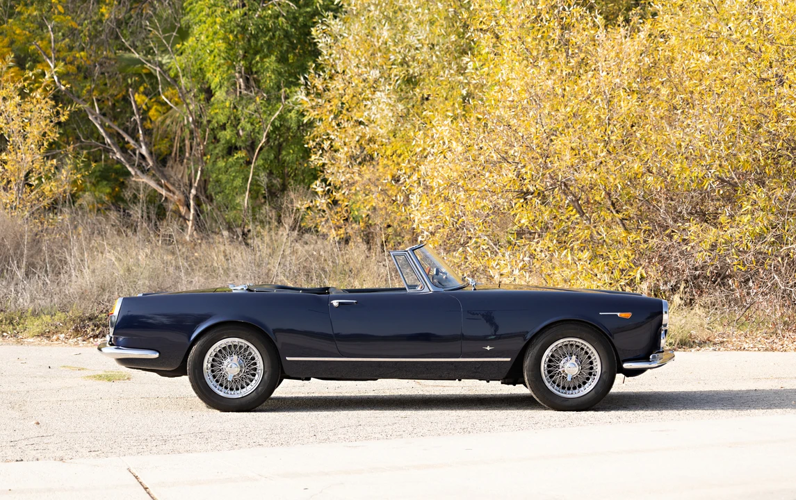 1965 Alfa Romeo 2600 - Image 9 of 31
