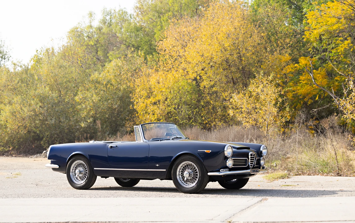 1965 Alfa Romeo 2600 - Image 13 of 31