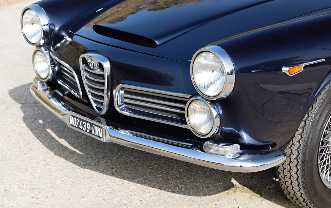 1965 Alfa Romeo 2600 - Image 20 of 31