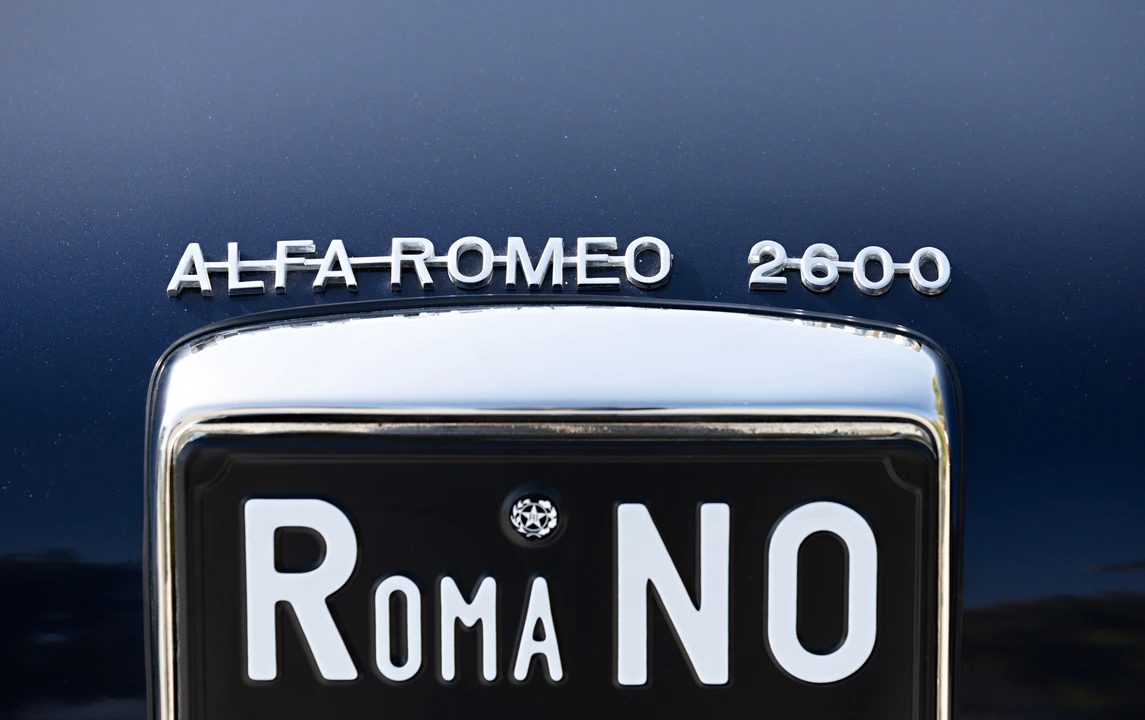 1965 Alfa Romeo 2600 - Image 26 of 31