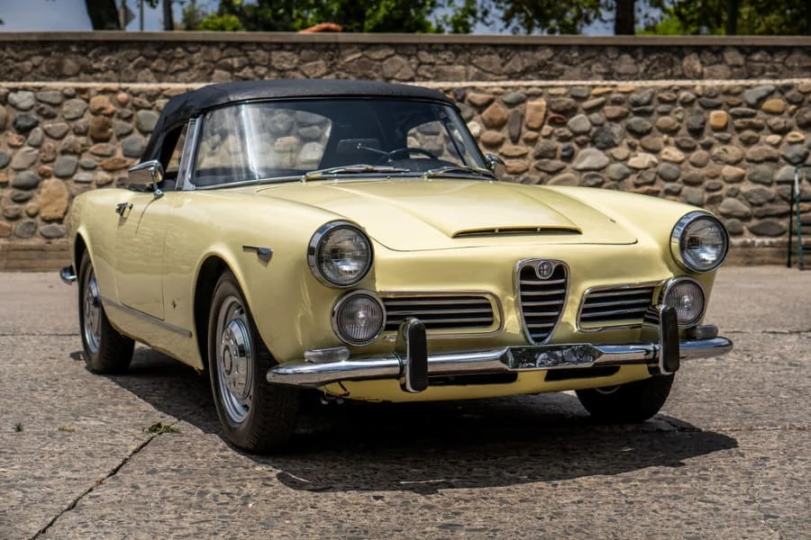 1965 Alfa Romeo 2600 - Image 5 of 28