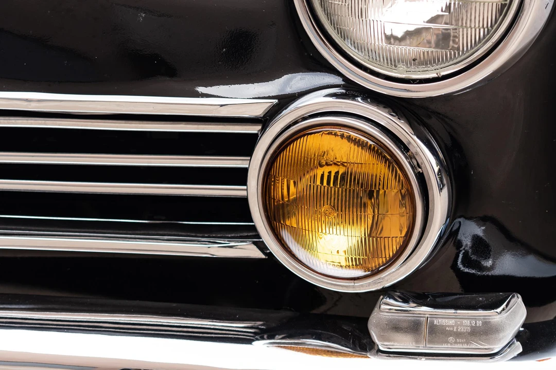 1965 Alfa Romeo 2600 - Image 15 of 31