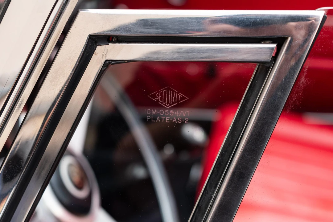 1965 Alfa Romeo 2600 - Image 29 of 31