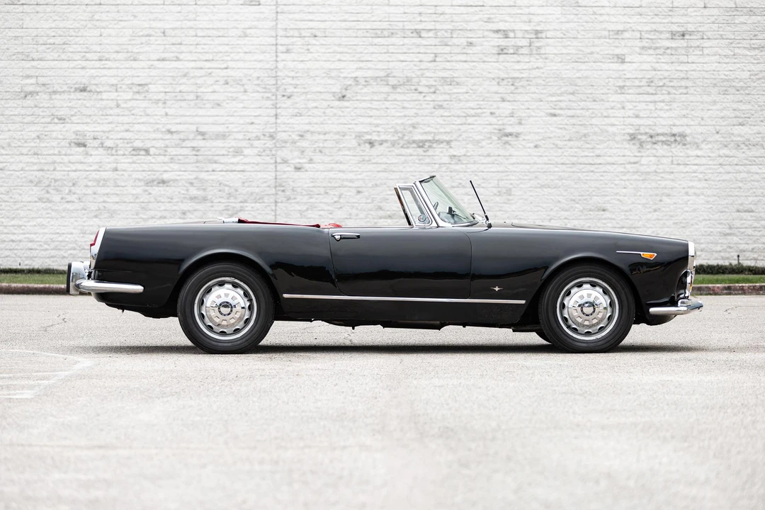 1965 Alfa Romeo 2600 - Image 8 of 31
