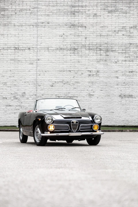 1965 Alfa Romeo 2600 - Image 5 of 31