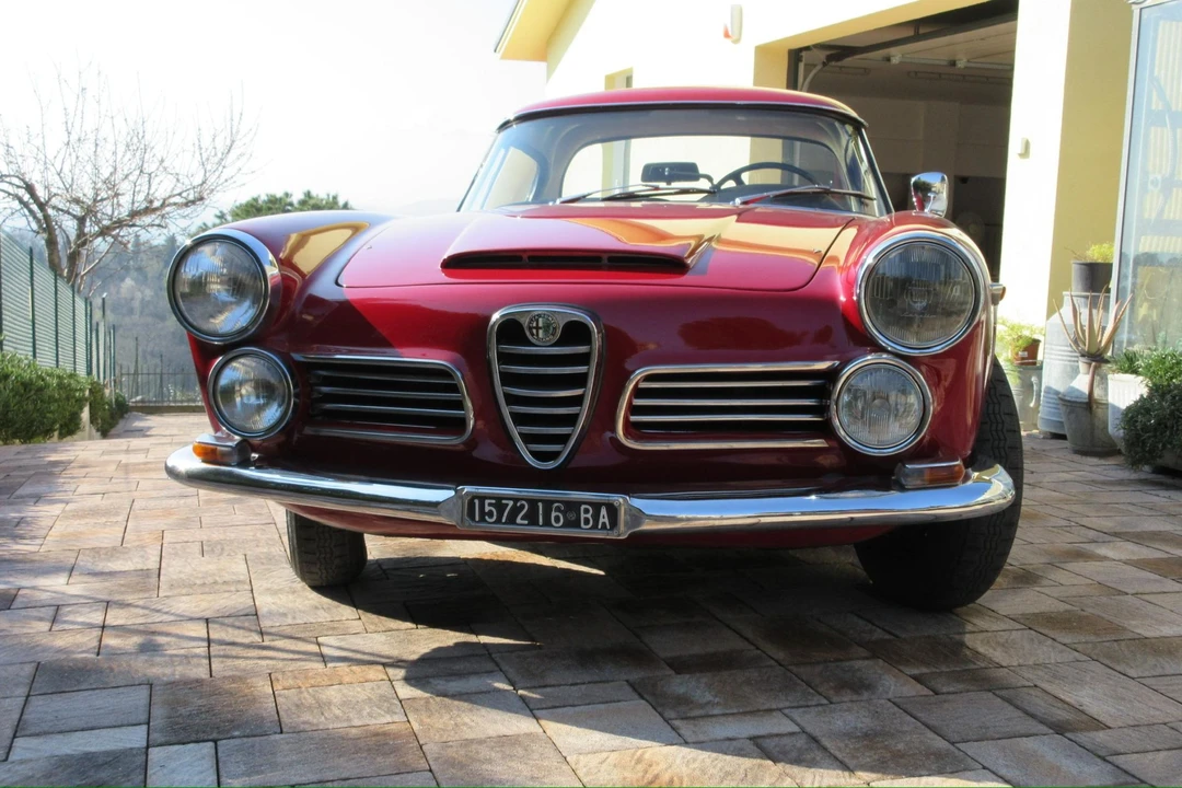 1965 Alfa Romeo 2600 - Image 4 of 31