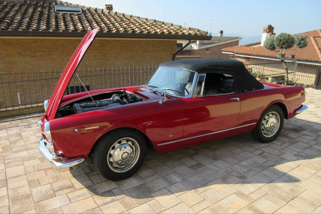 1965 Alfa Romeo 2600 - Image 14 of 31