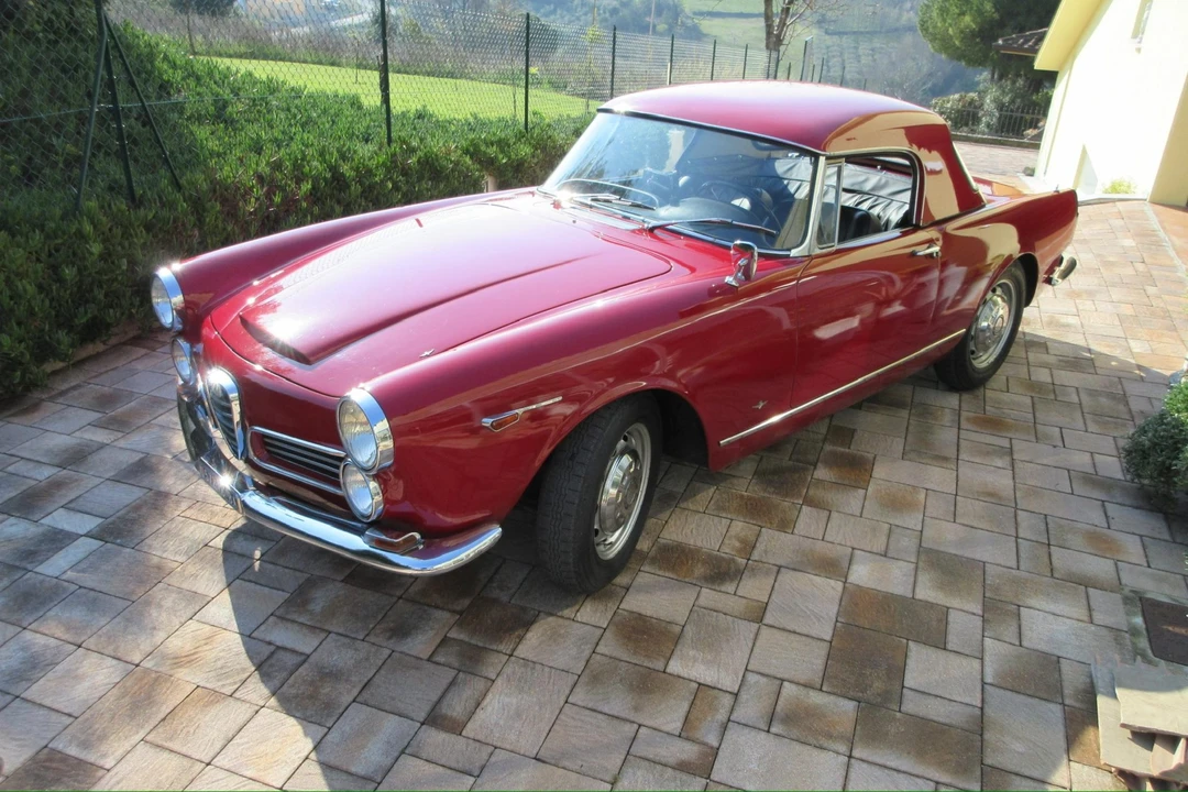 1965 Alfa Romeo 2600 - Image 2 of 31